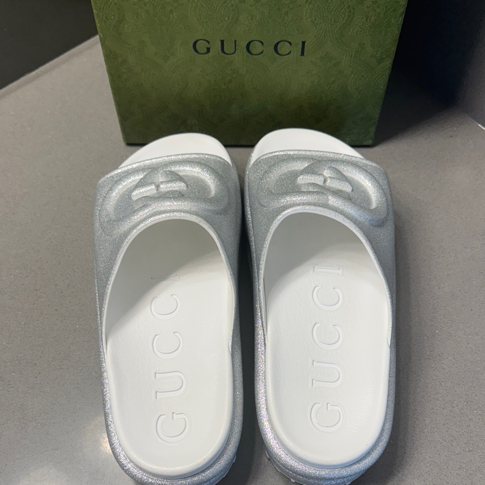 Glitter Rubber Womens Interlocking G
Platform 42mm Slide Sandals 39 Silver